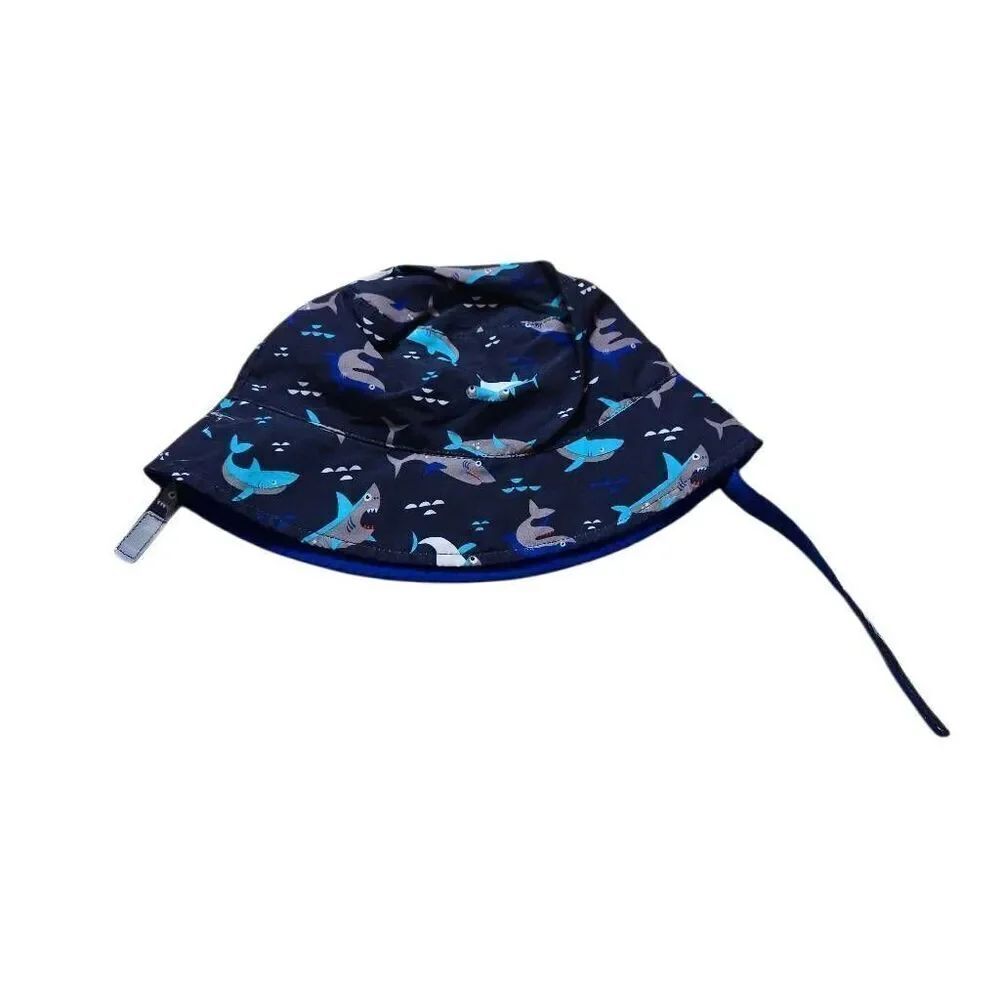 Shark bucket hat with chin strap 2T